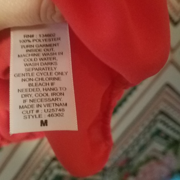 4/$12 Summer Top - Picture 4 of 4